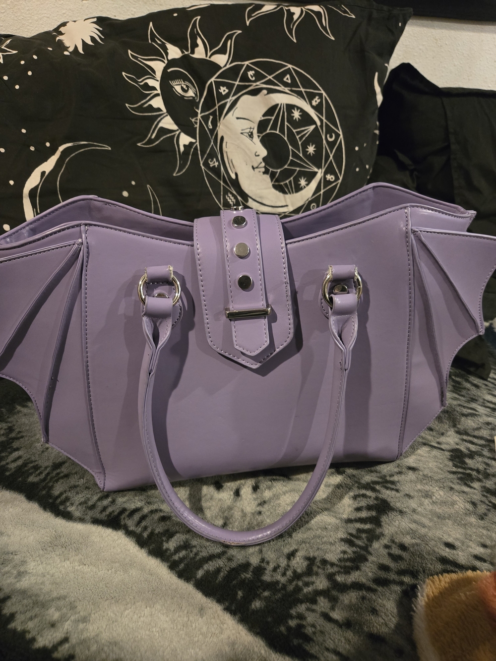 Lilac Wing-Accent Tote Bag for Women - Stylish Everyday Shoulder Bag